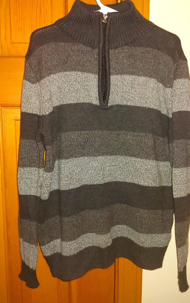 Junior Small SilverLake Sweater Shirt